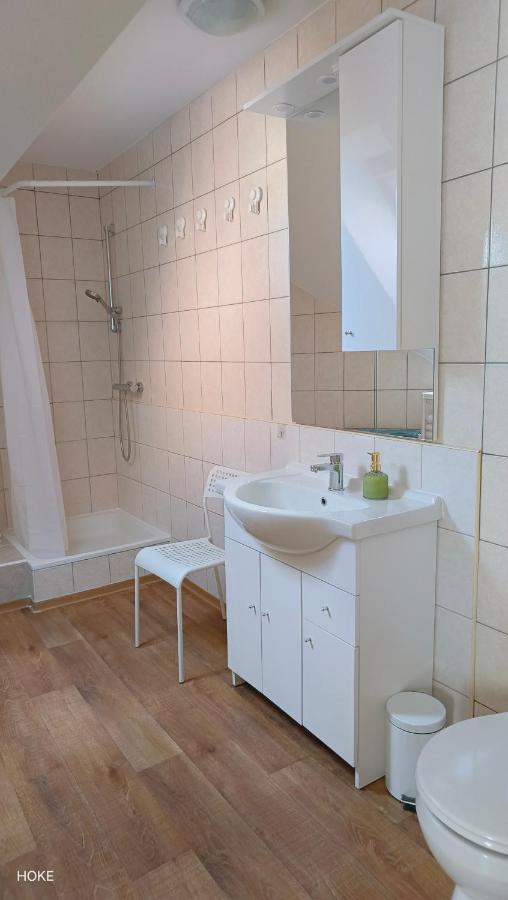 Hoke Lakas Appartement Sopron Buitenkant foto